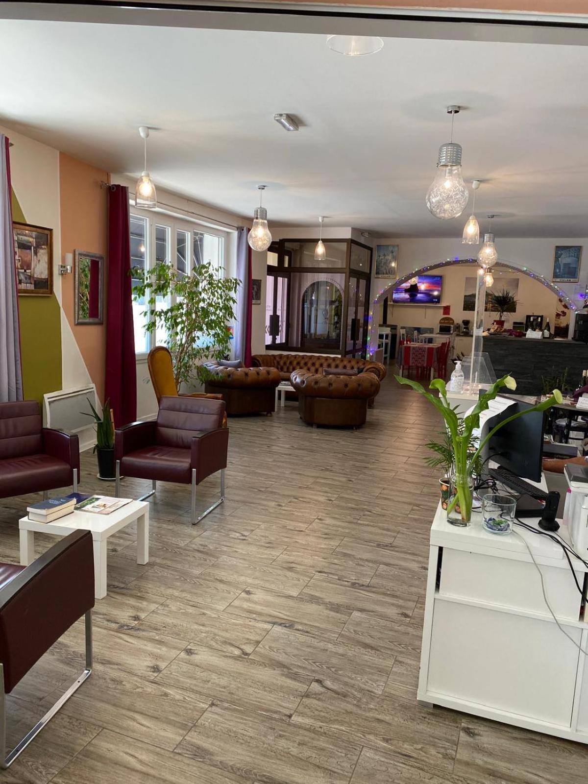 Hotel Le Saint Amand Esterno foto
